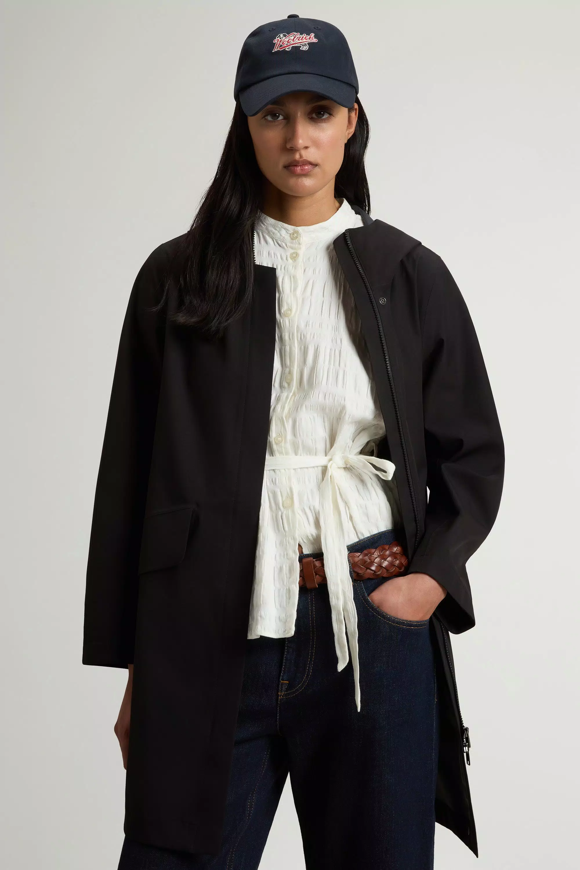 Parka Impermeável em Tecido Leve Elástico - Preto