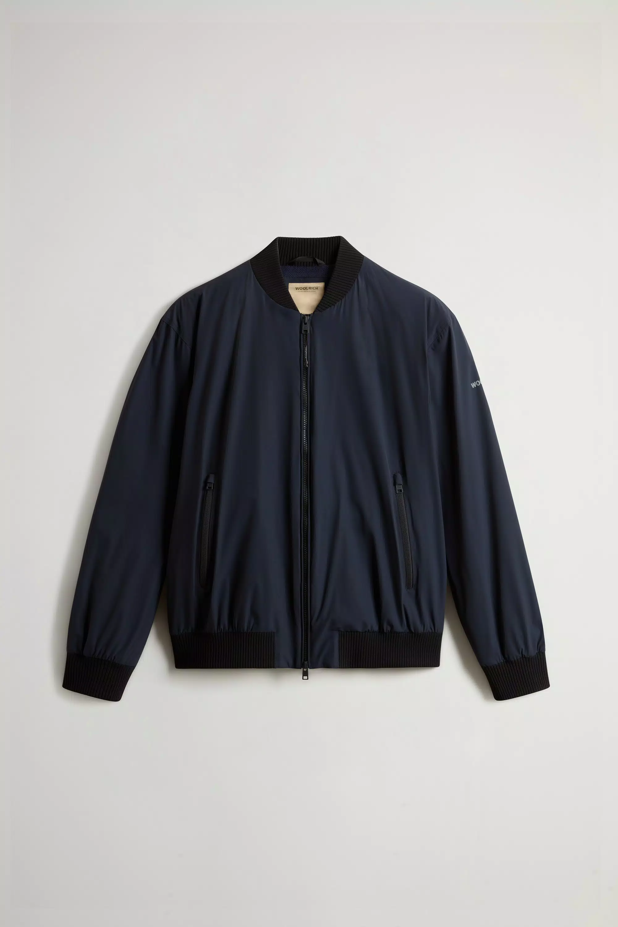 Jaqueta Bomber em Nylon Elástico com Acabamento Fosco - Azul Melton
