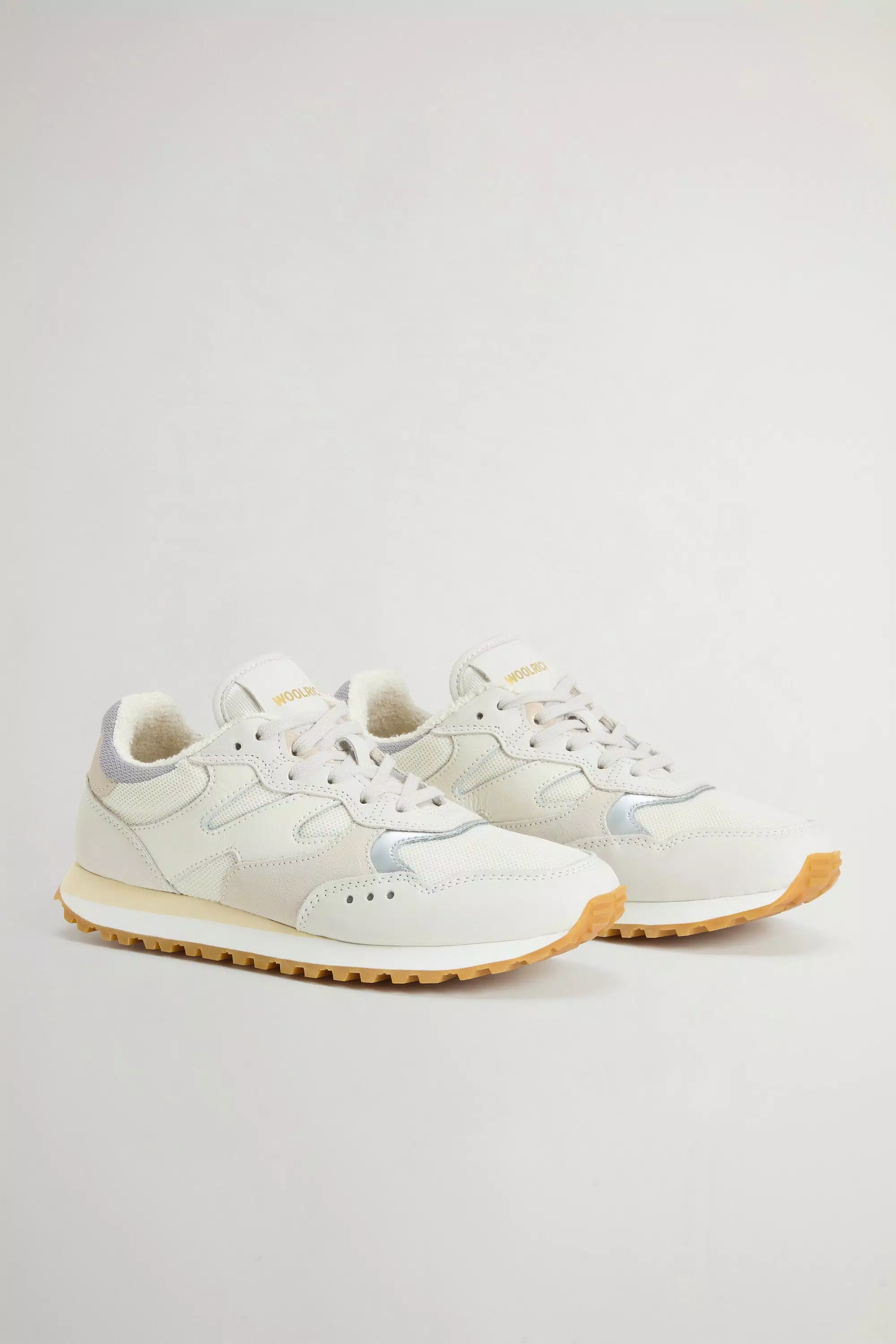 Sapatilhas Gravel em Nylon com Inserções em Couro e Camurça - Whipped Cream Whipped Cream