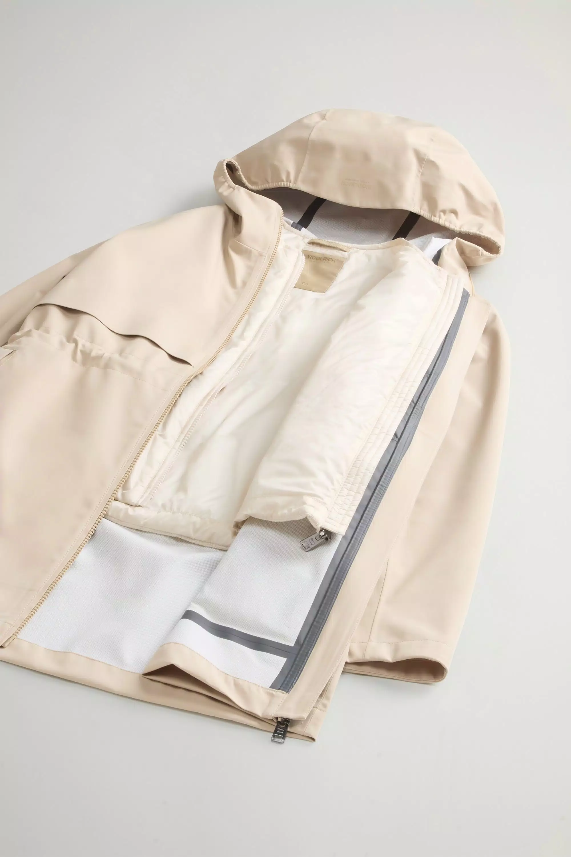 Parka 3-em-1 em Tecido Leve Elástico - Branco Pimenta