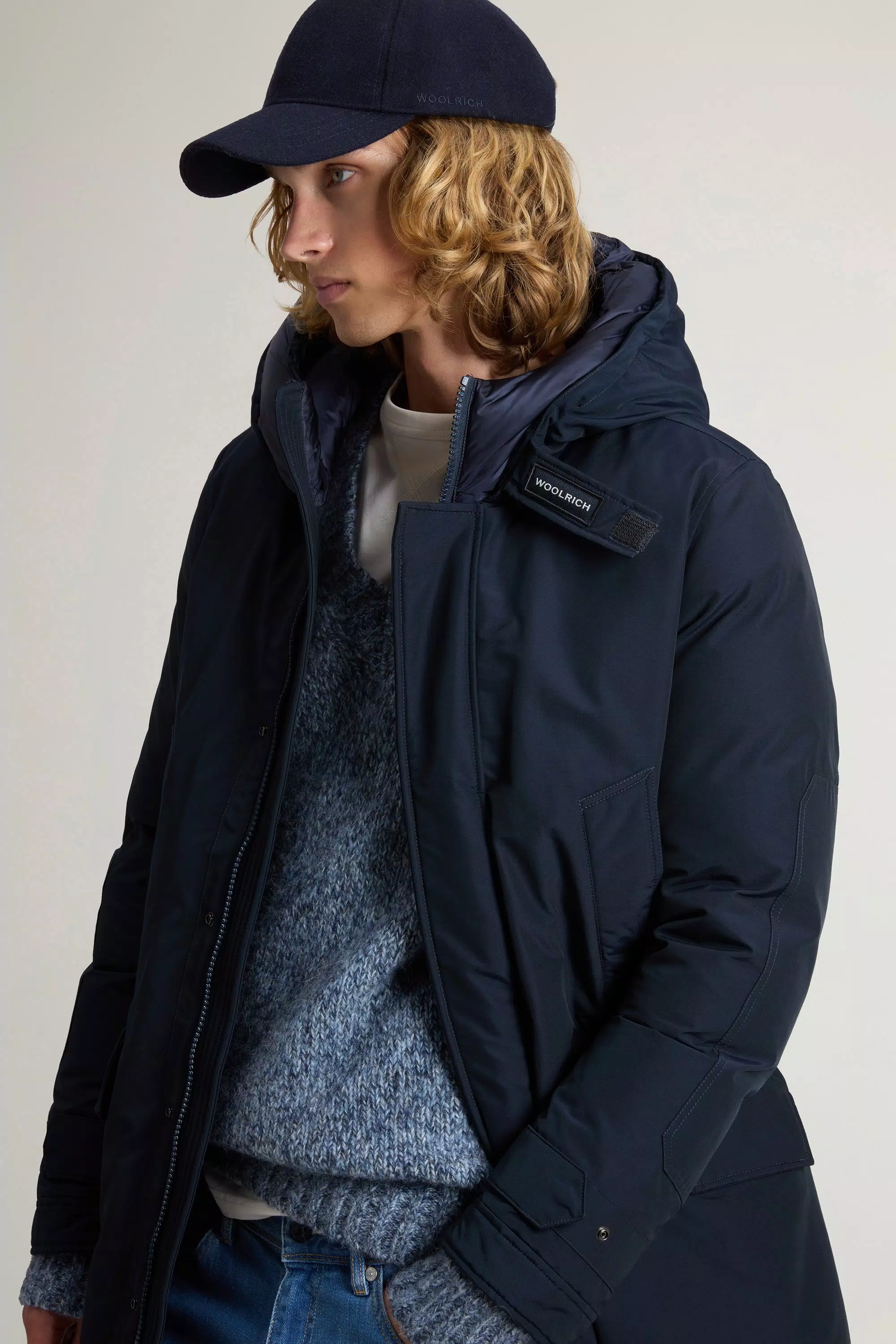 Parka Polar em Tecido Ramar com Gola Alta - Azul Melton