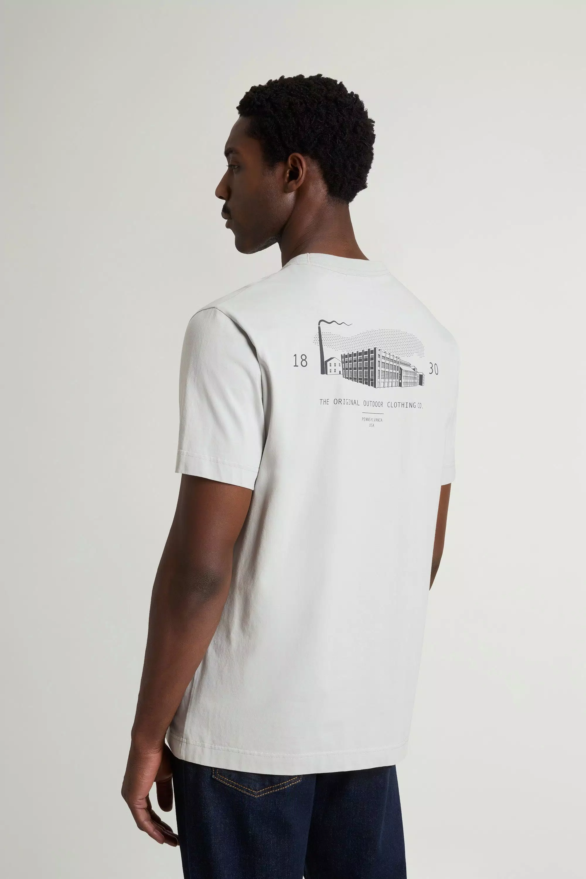 Camiseta de Algodão Puro com Bolso Pequeno - Harbor Mist