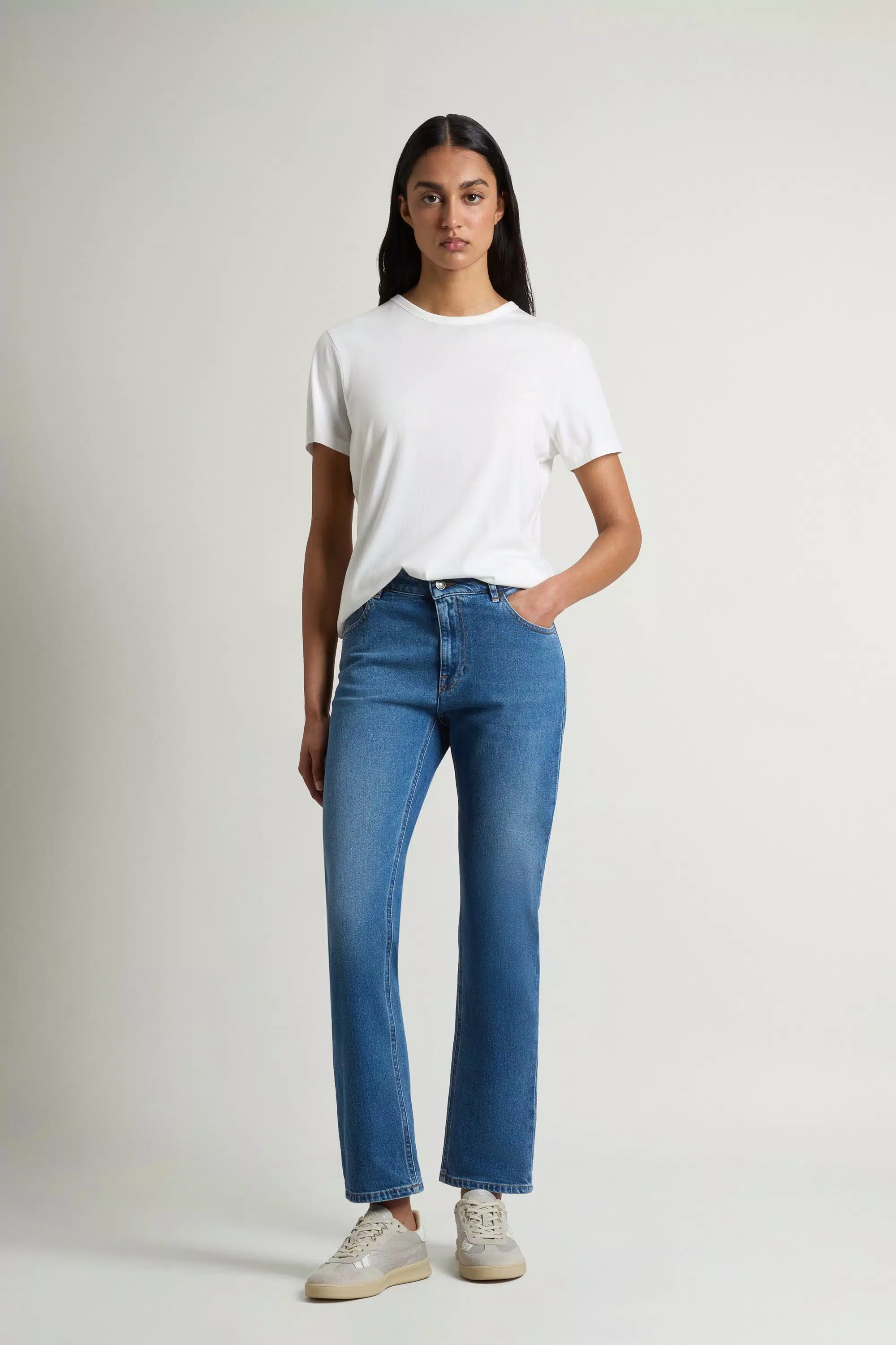 Jeans de Cinco Bolsos em Denim de Algodão Elástico - Lavagem Pedra