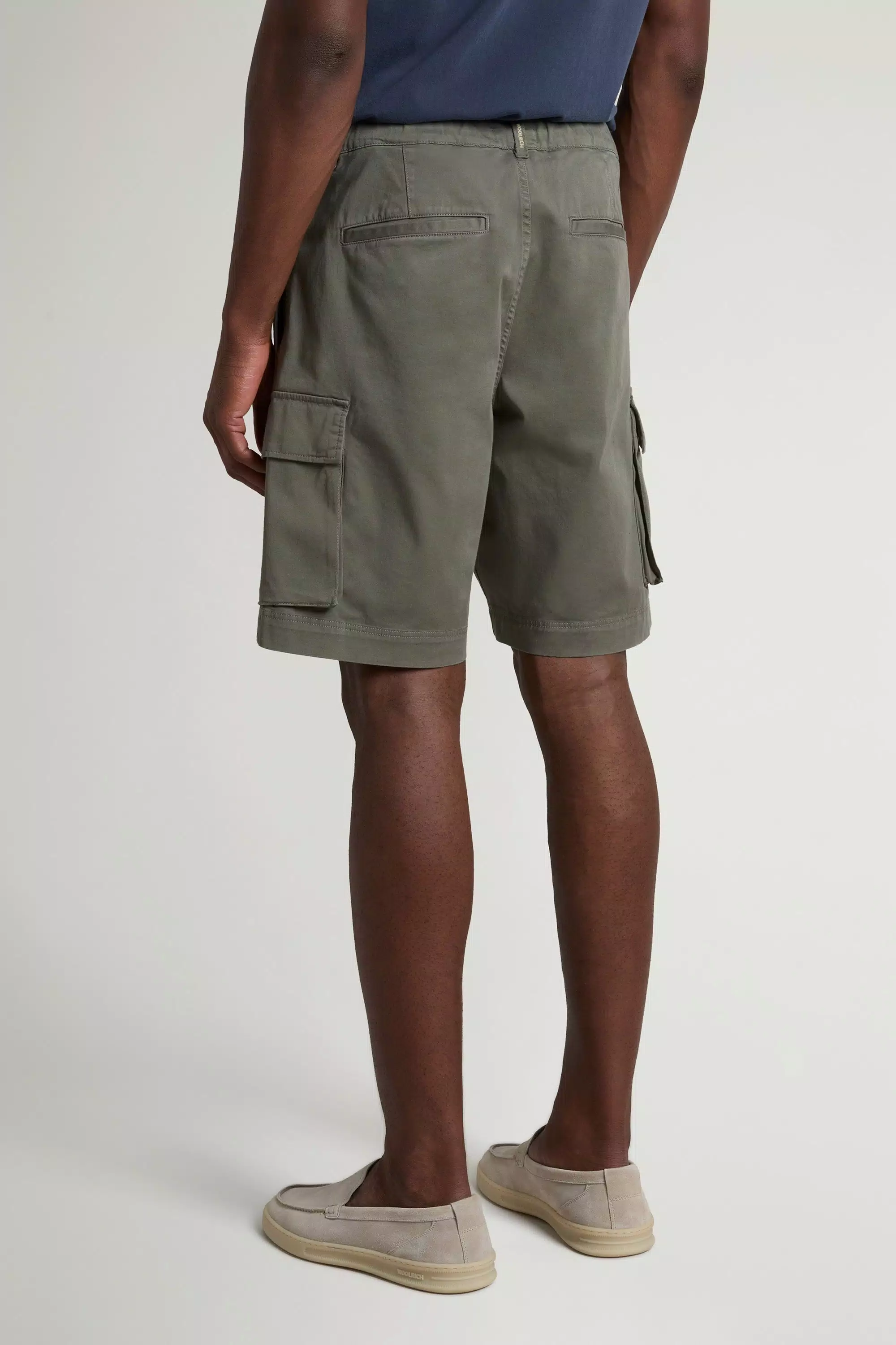 Calças Cargo Tingidas em Algodão Twill - Olive Fumado