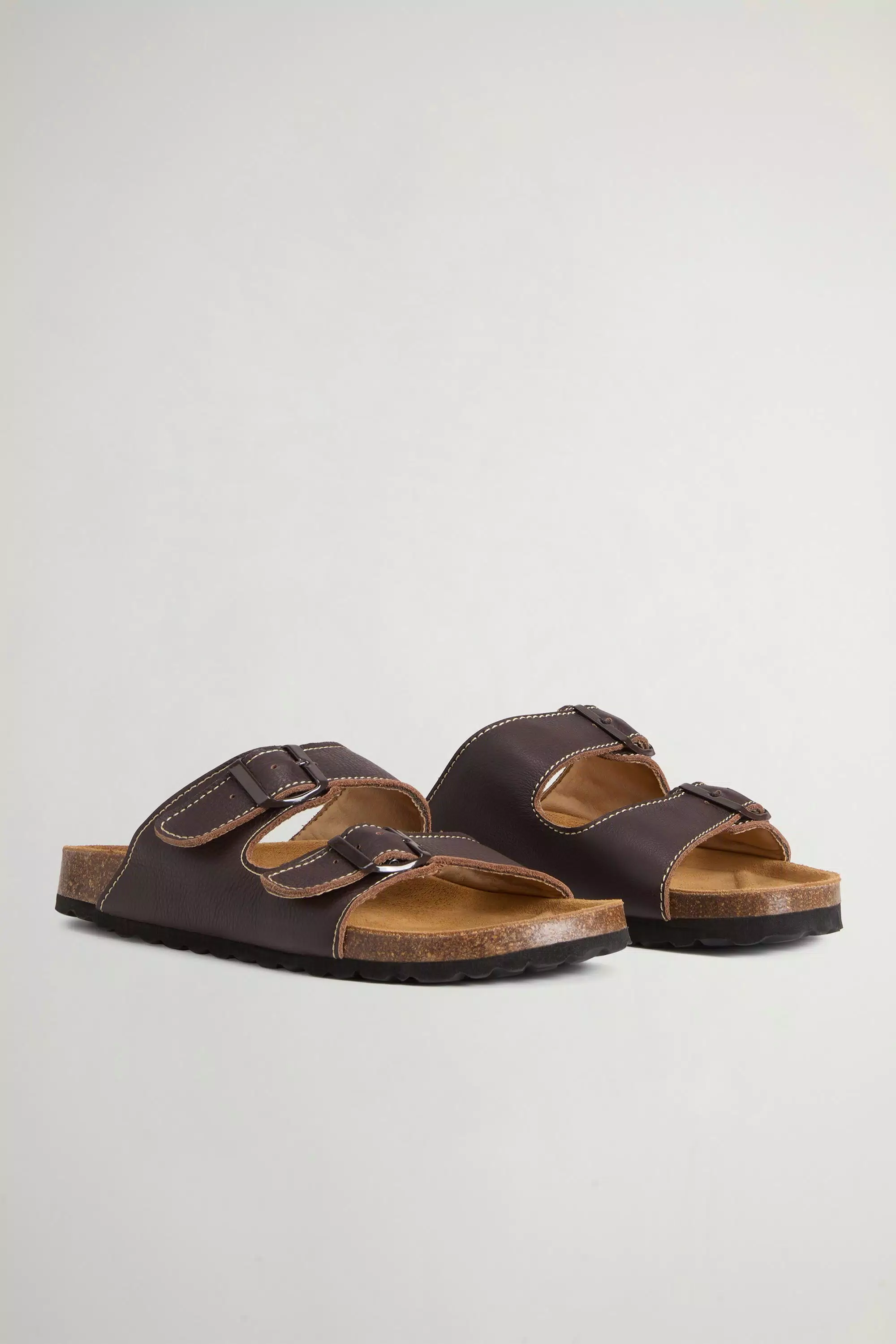 Sandalhas em Couro Envelhecido - Marrom
