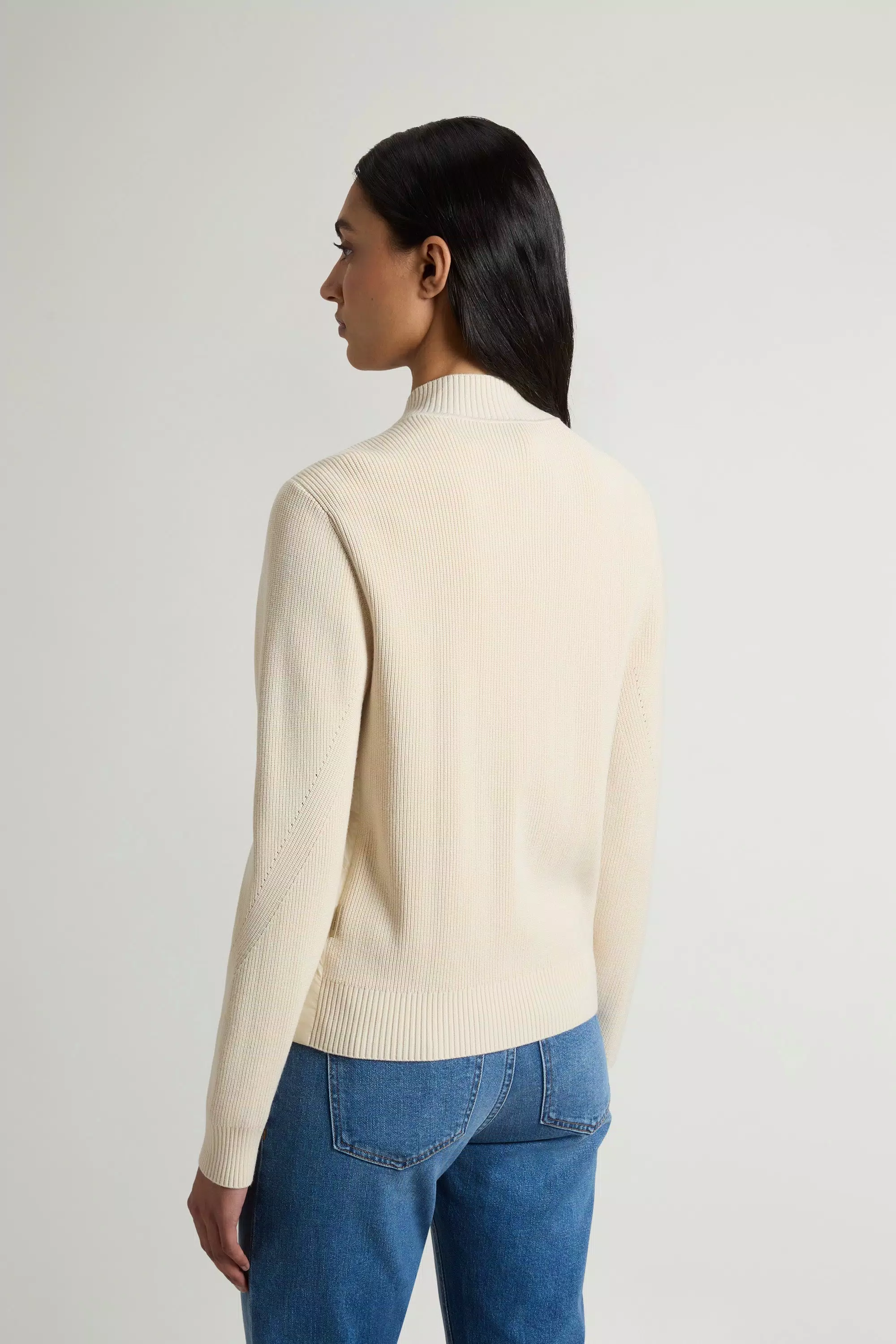 Jaqueta Bomber Híbrida em Nylon - Creme Leite