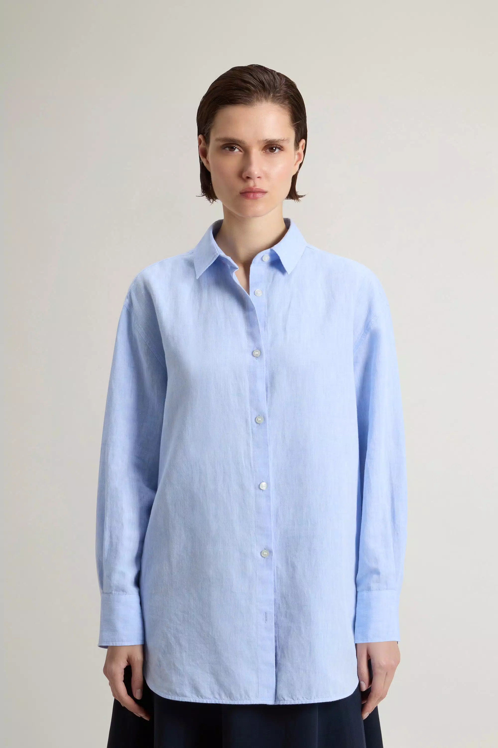 Camisa Boyfriend em Mistura de Algodão e Linho - Azul Oxford
