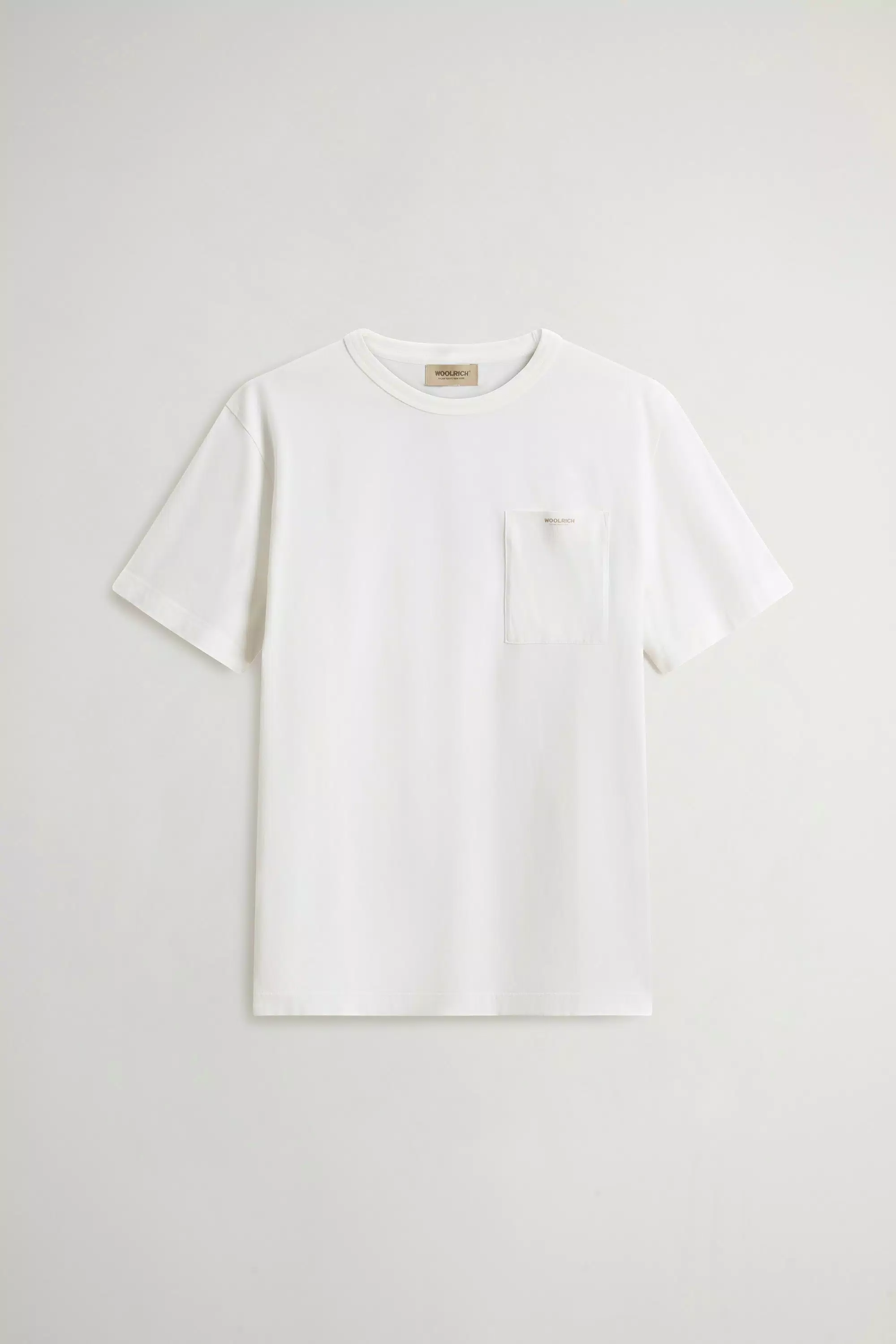 Camiseta de Algodão Puro com Bolso Pequeno - Branco Ártico
