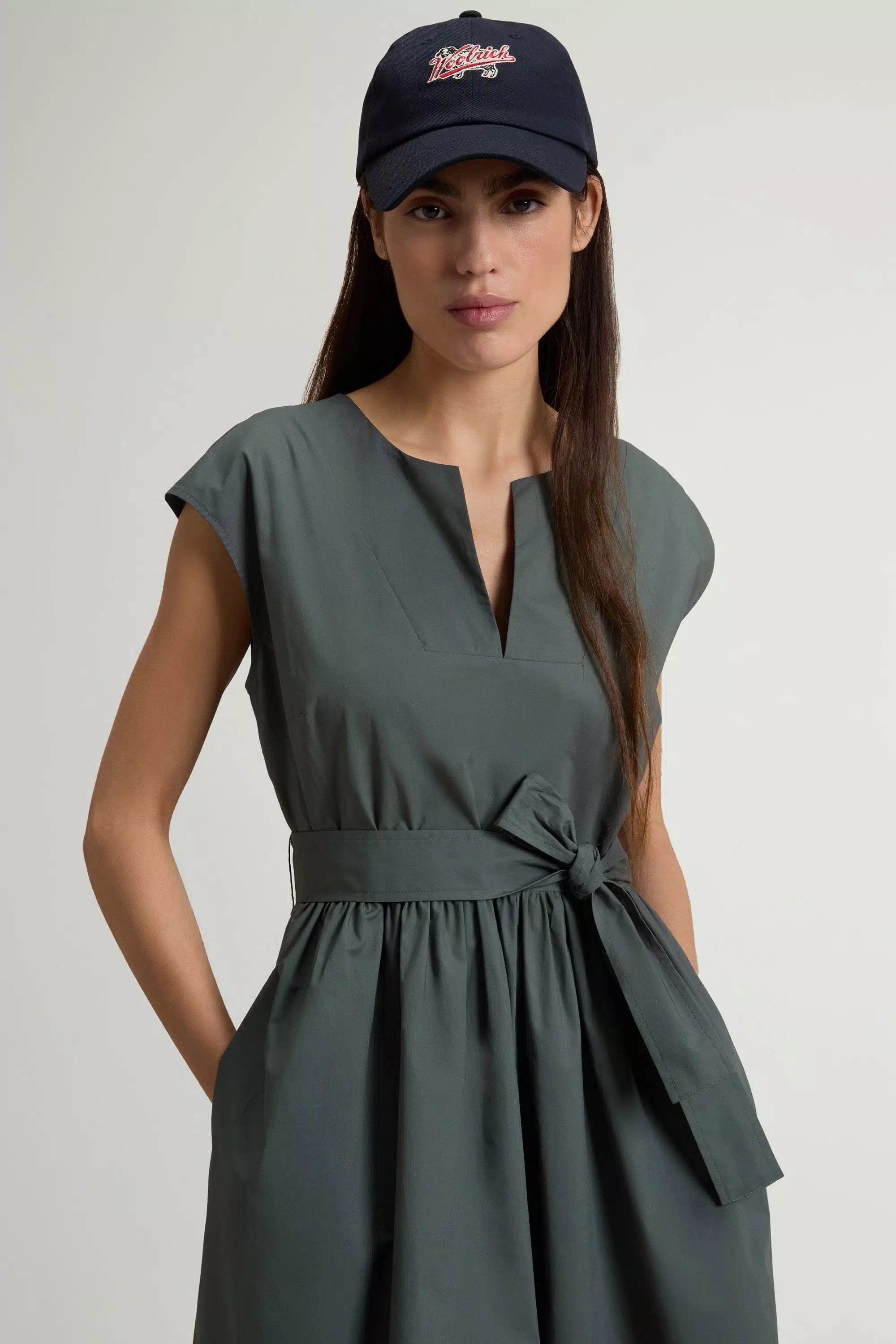 Vestido de Popeline de Algodão Puro com Cinto - Véu da Floresta