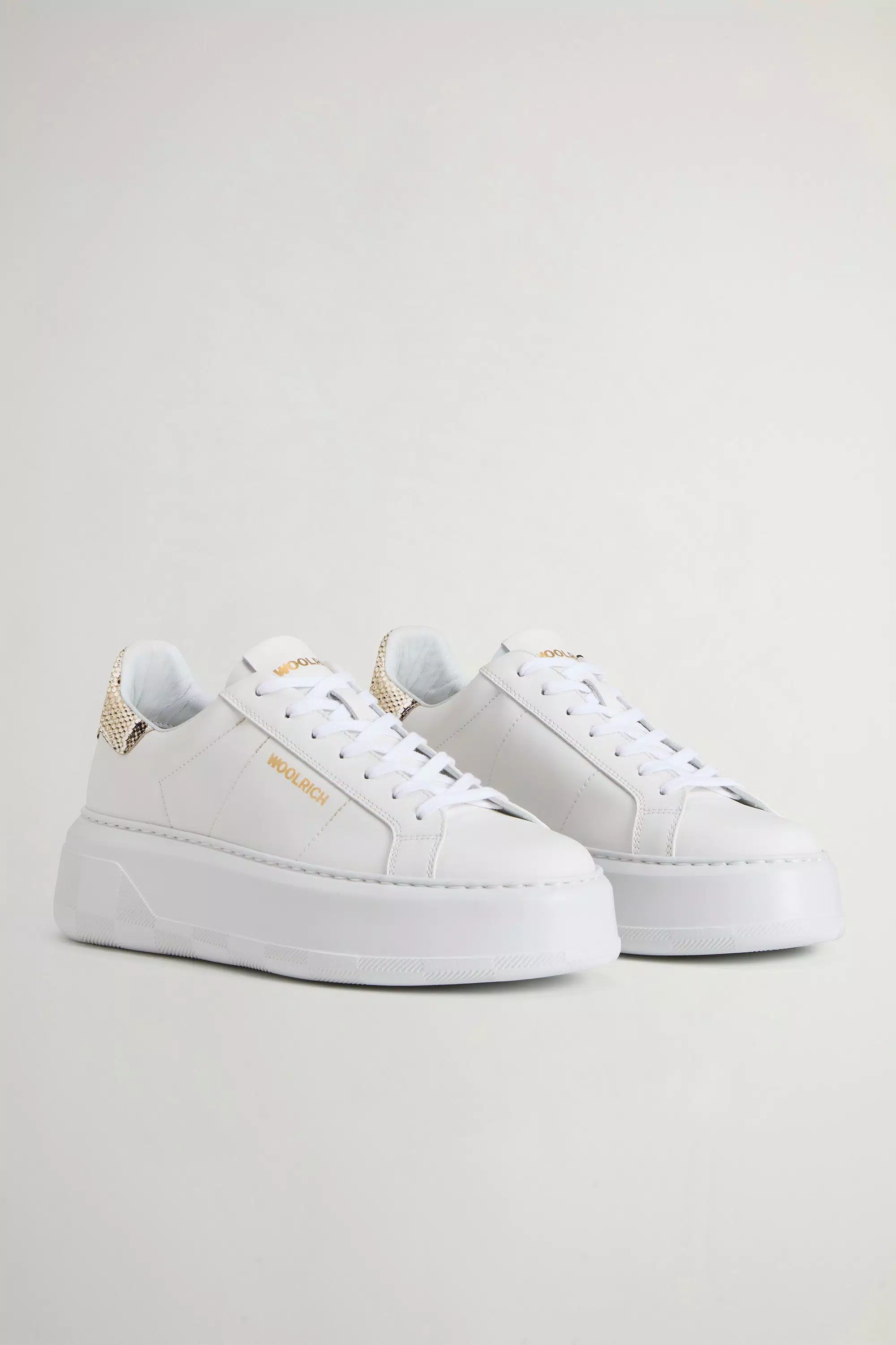 Sapatilhas Chunky Court de Couro de Vitela - Areia Branco