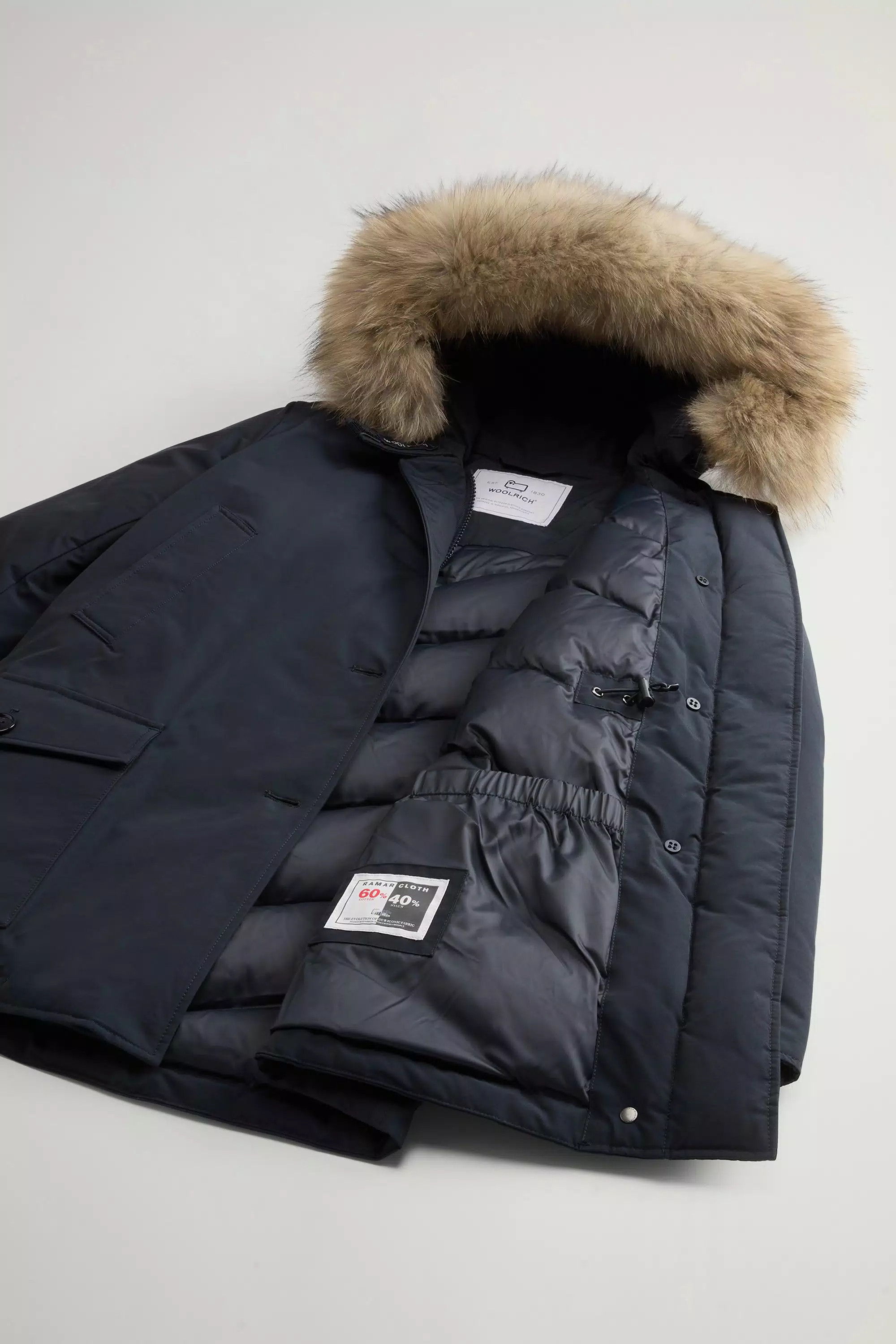 Parka Ártica em Tecido Ramar com Quatro Bolsos e Pelúcia Removível - Azul Escuro
