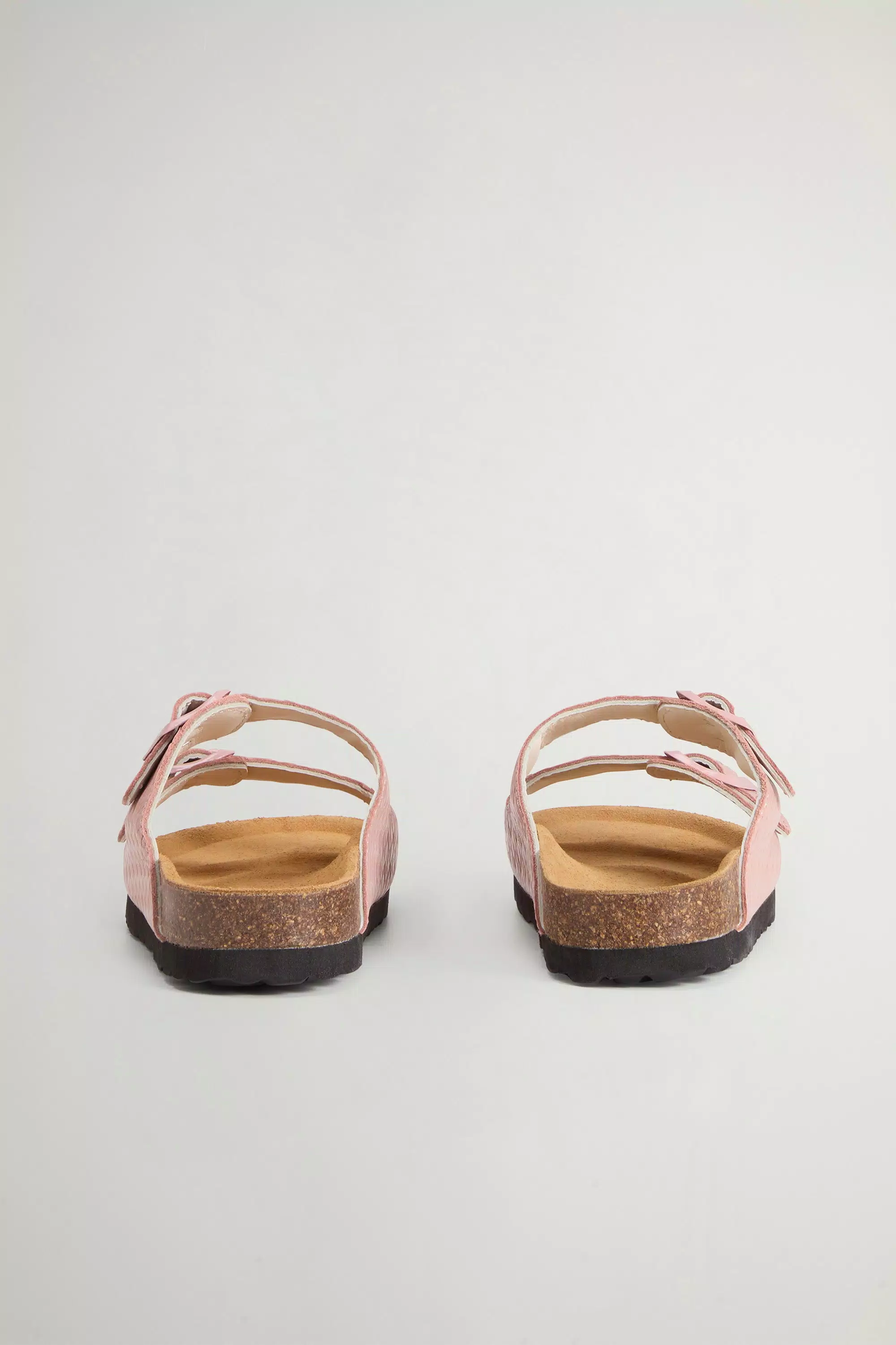 Sandalhas em Couro Estampado com Fivelas - Rosa