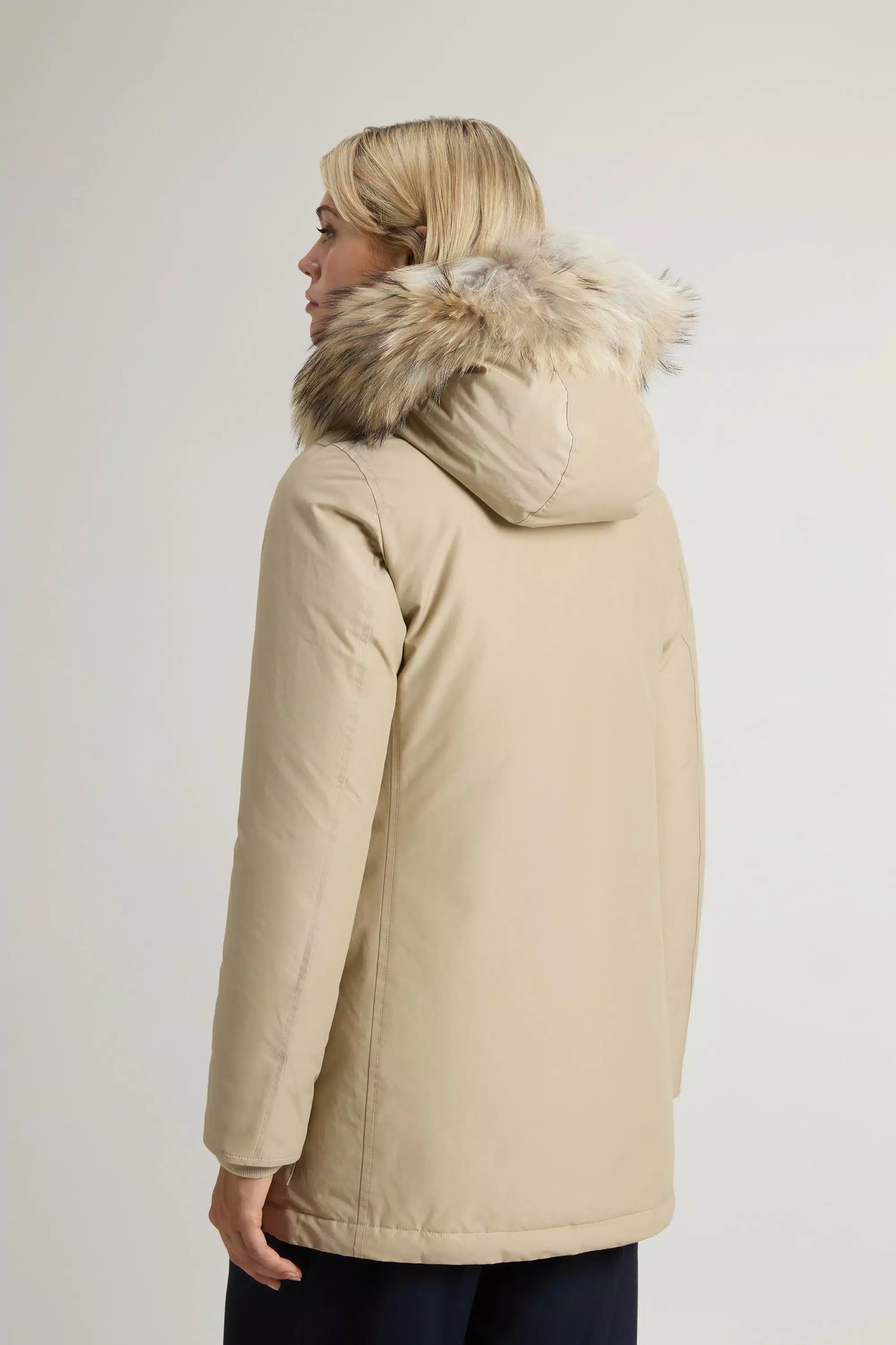 Parka Ártica em Tecido Ramar com Quatro Bolsos e Pelúcia Removível - Oxford Tan